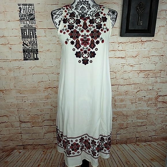 👗 Beautiful Xhilaration dress 👗 - Picture 3 of 7